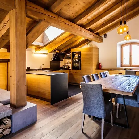 In Out Le Moulin Charming Duplex Just 50 M From Princesse Gondola Megeve Apartment